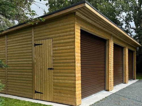30x12 treble garage with - , extra